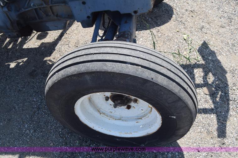 image for item K8565 1996 New Holland 3930 tractor