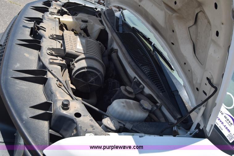 image for item K8566 2007 Chevrolet Express 2500 Cargo van