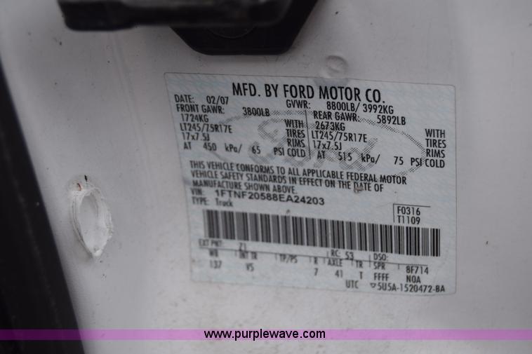 image for item K8567 2008 Ford F250 Super Duty XL pickup truck