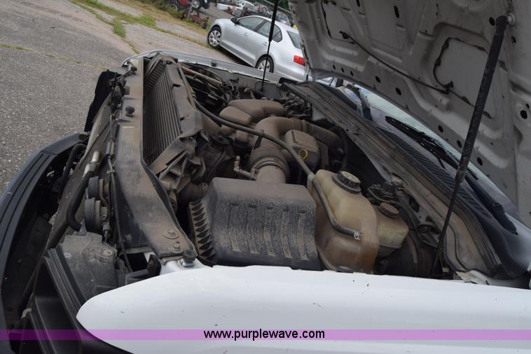 image for item K8567 2008 Ford F250 Super Duty XL pickup truck