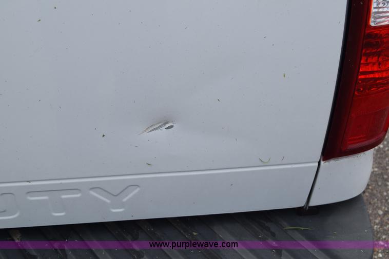 image for item K8567 2008 Ford F250 Super Duty XL pickup truck