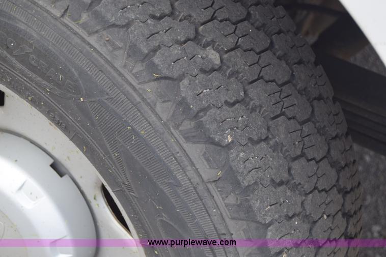 image for item K8567 2008 Ford F250 Super Duty XL pickup truck