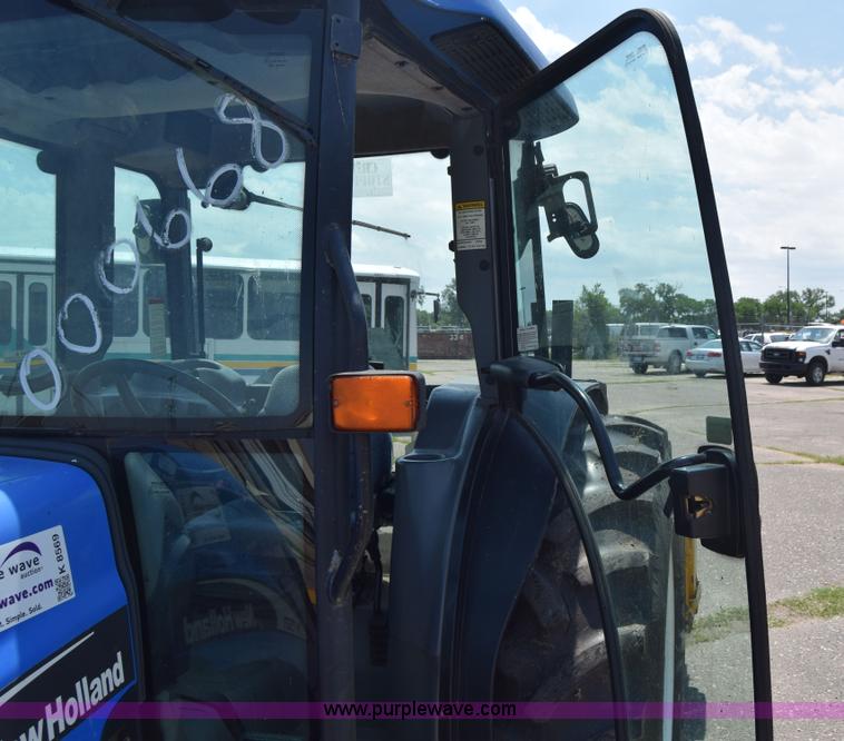 image for item K8569 2004 New Holland TN75DA tractor