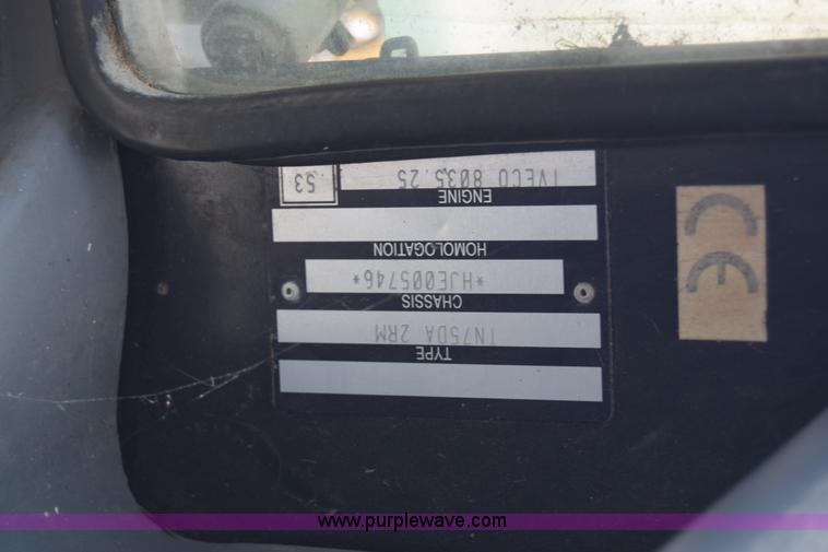 image for item K8569 2004 New Holland TN75DA tractor