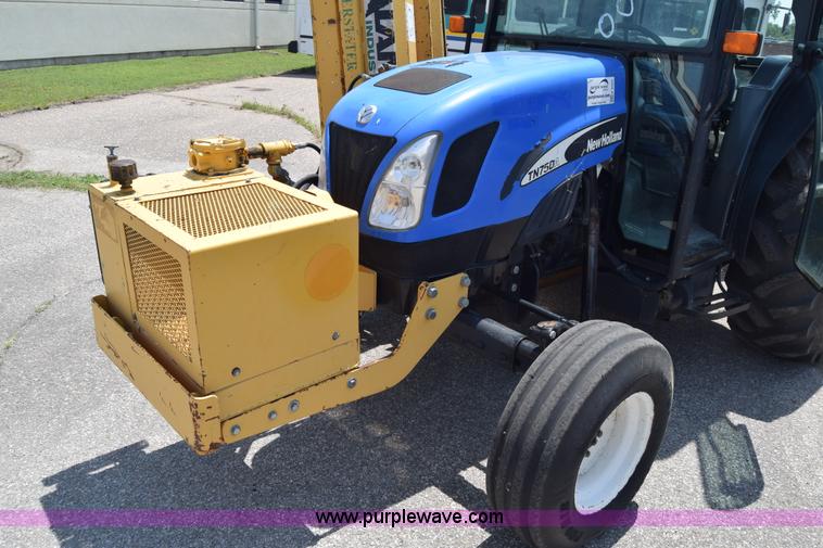 image for item K8569 2004 New Holland TN75DA tractor