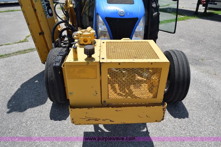 image for item K8569 2004 New Holland TN75DA tractor