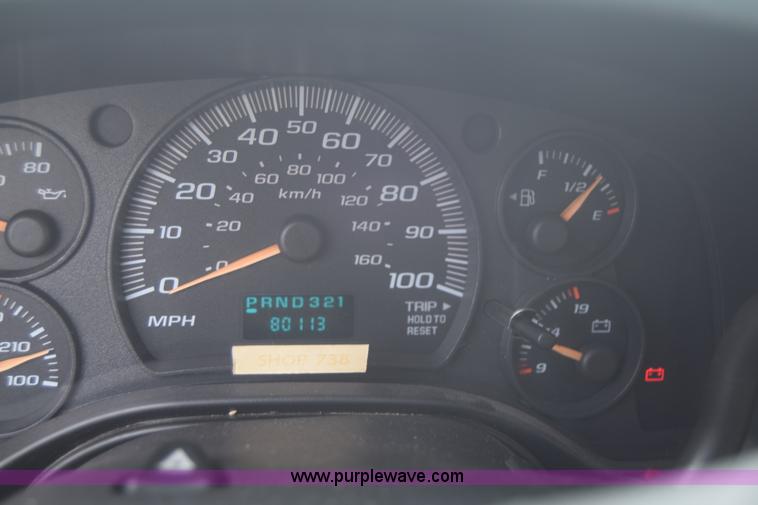 image for item K8571 2005 Chevrolet Express 2500 Cargo van