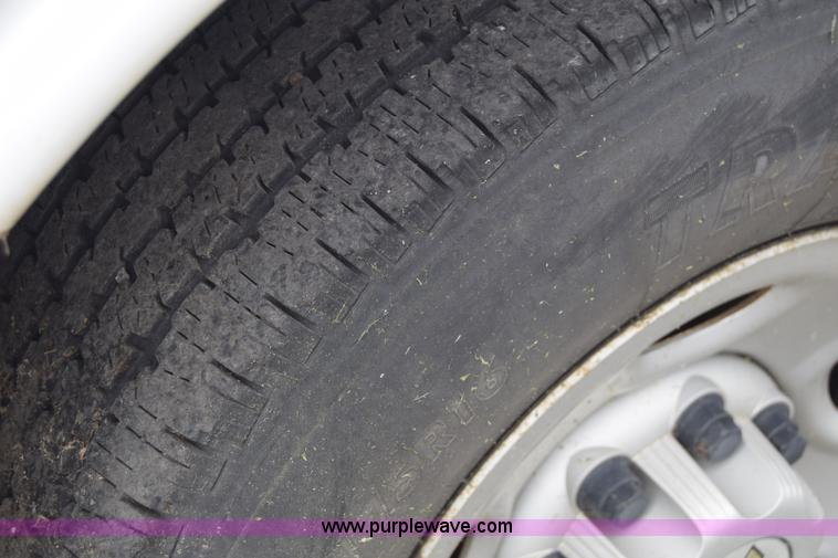 image for item K8571 2005 Chevrolet Express 2500 Cargo van