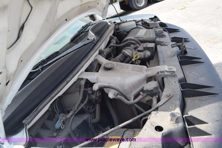 image for item K8576 2008 Chevrolet Express 2500 Cargo van