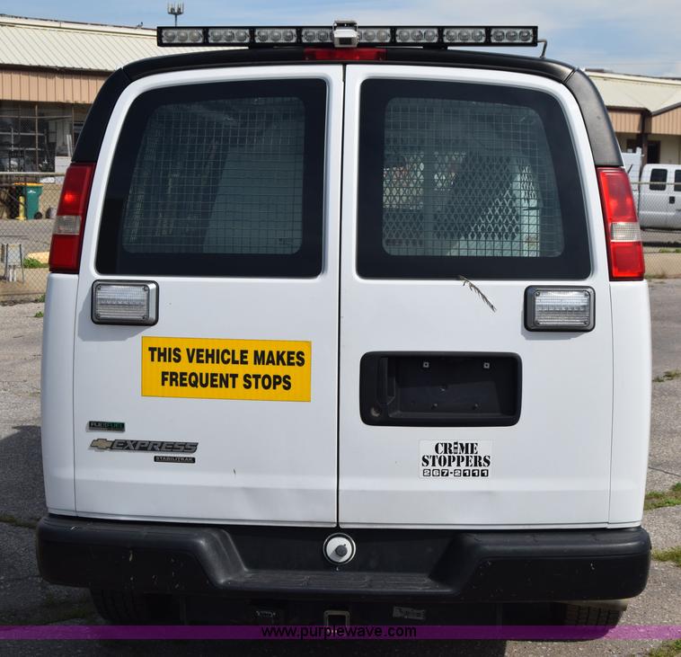 image for item K8578 2011 Chevrolet Express 2500 Cargo van