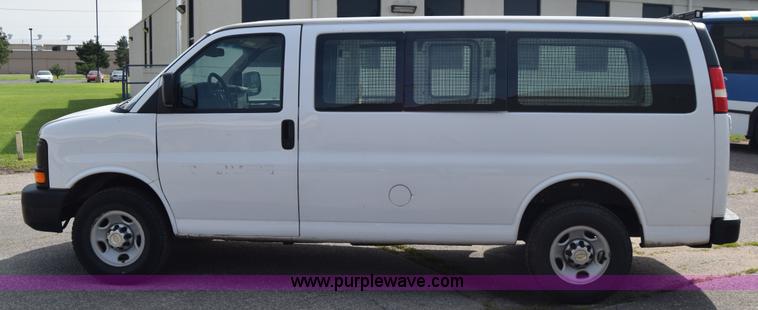 image for item K8578 2011 Chevrolet Express 2500 Cargo van
