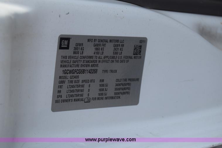 image for item K8578 2011 Chevrolet Express 2500 Cargo van