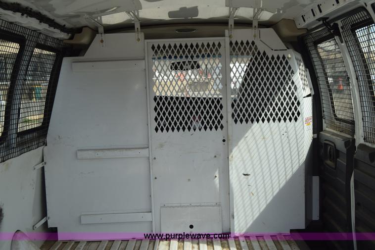 image for item K8578 2011 Chevrolet Express 2500 Cargo van