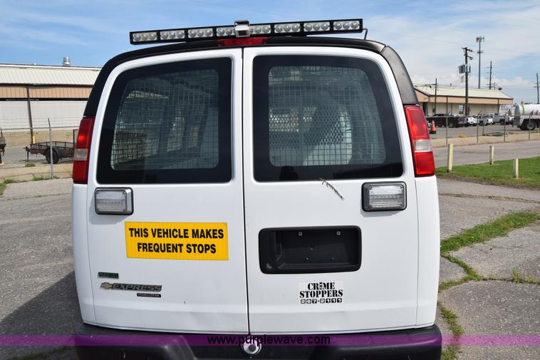 image for item K8578 2011 Chevrolet Express 2500 Cargo van