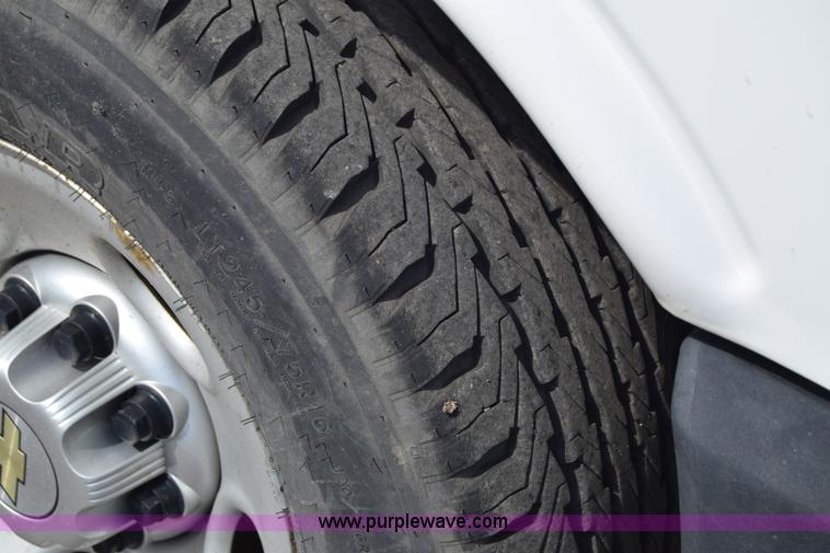 image for item K8578 2011 Chevrolet Express 2500 Cargo van