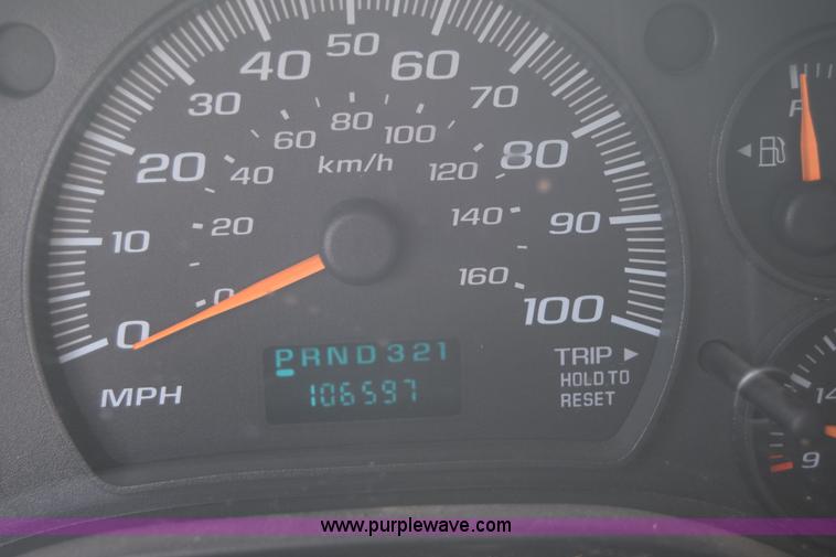 image for item K8579 2006 Chevrolet Express 2500 Cargo van