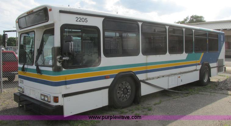 image for item K8596 2002 Gillig C20B096N4 city transit bus