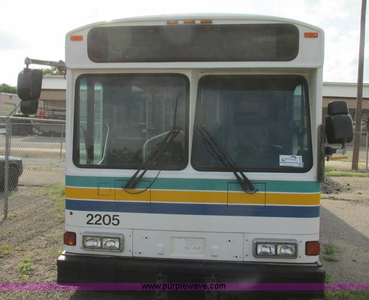 image for item K8596 2002 Gillig C20B096N4 city transit bus