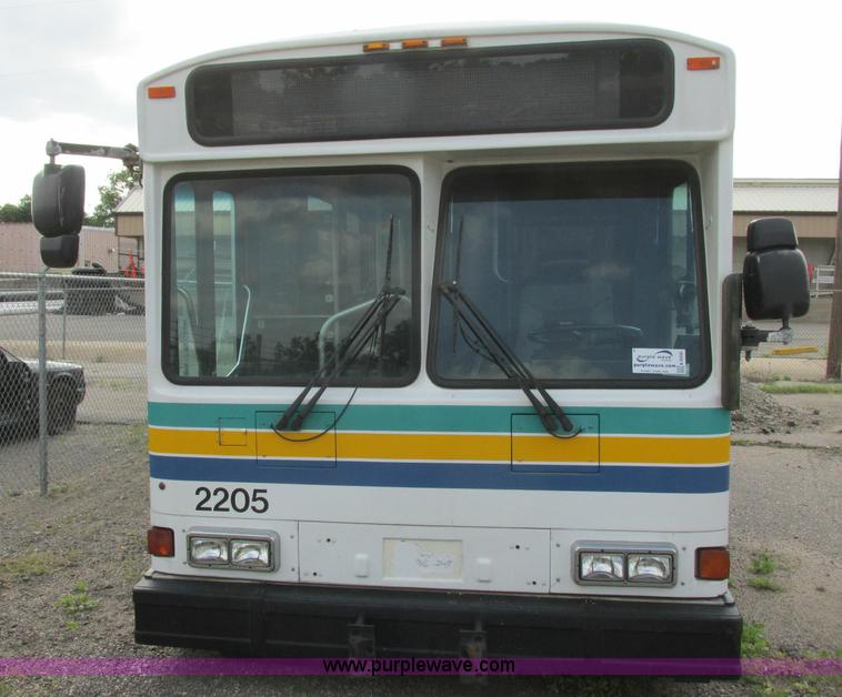 image for item K8596 2002 Gillig C20B096N4 city transit bus