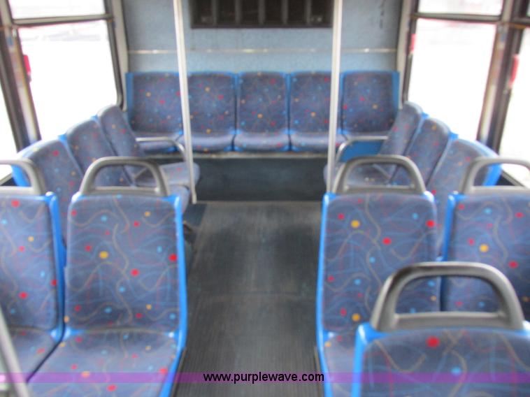 image for item K8596 2002 Gillig C20B096N4 city transit bus