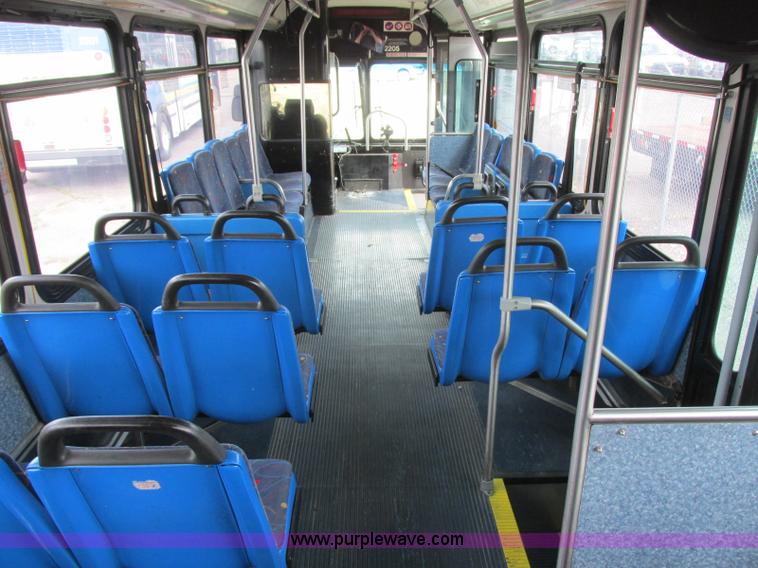 image for item K8596 2002 Gillig C20B096N4 city transit bus