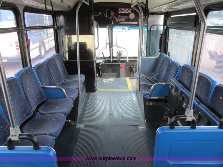 image for item K8596 2002 Gillig C20B096N4 city transit bus