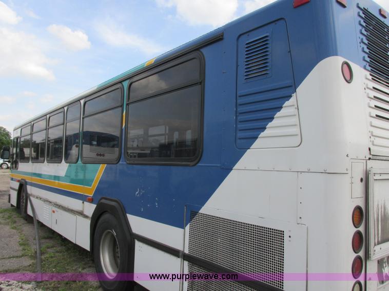 image for item K8596 2002 Gillig C20B096N4 city transit bus