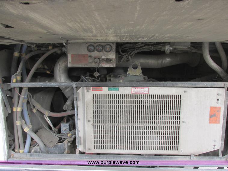 image for item K8596 2002 Gillig C20B096N4 city transit bus