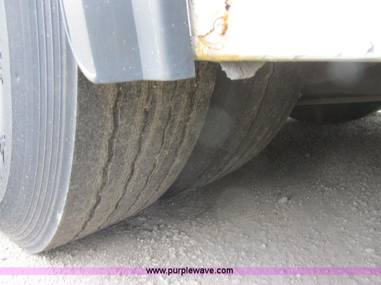 image for item K8596 2002 Gillig C20B096N4 city transit bus