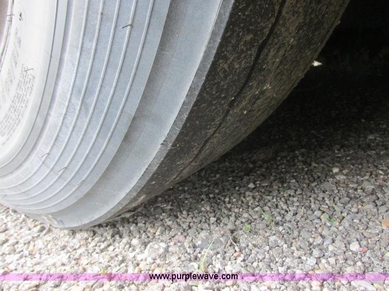 image for item K8596 2002 Gillig C20B096N4 city transit bus