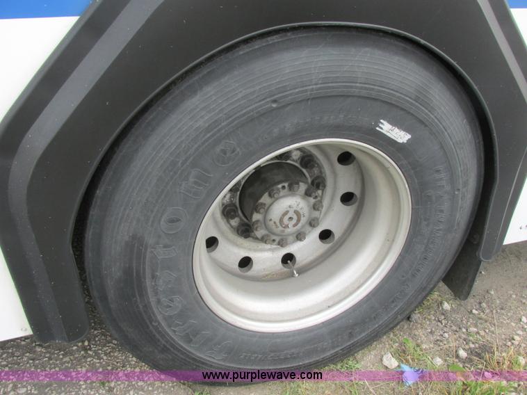 image for item K8596 2002 Gillig C20B096N4 city transit bus