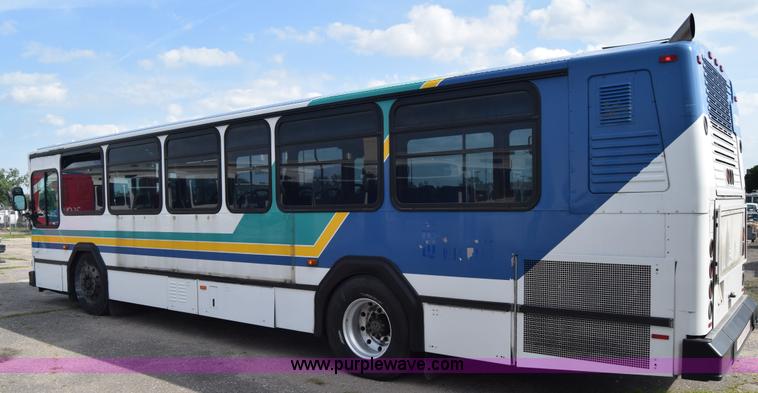 image for item K8597 2001 Gillig C20B096N4 city transit bus