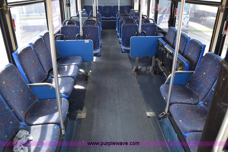 image for item K8597 2001 Gillig C20B096N4 city transit bus