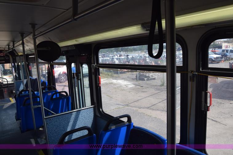 image for item K8597 2001 Gillig C20B096N4 city transit bus