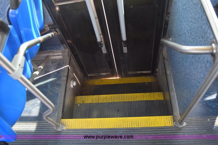 image for item K8597 2001 Gillig C20B096N4 city transit bus