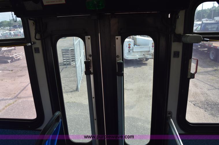 image for item K8597 2001 Gillig C20B096N4 city transit bus