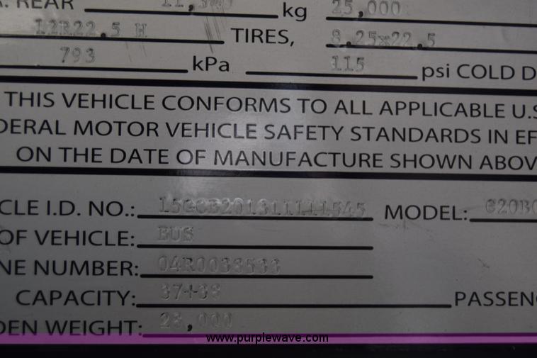 image for item K8597 2001 Gillig C20B096N4 city transit bus