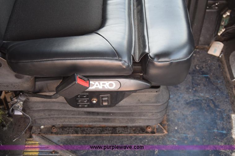 image for item K8597 2001 Gillig C20B096N4 city transit bus