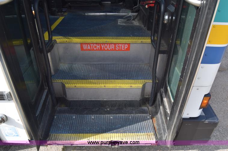 image for item K8597 2001 Gillig C20B096N4 city transit bus