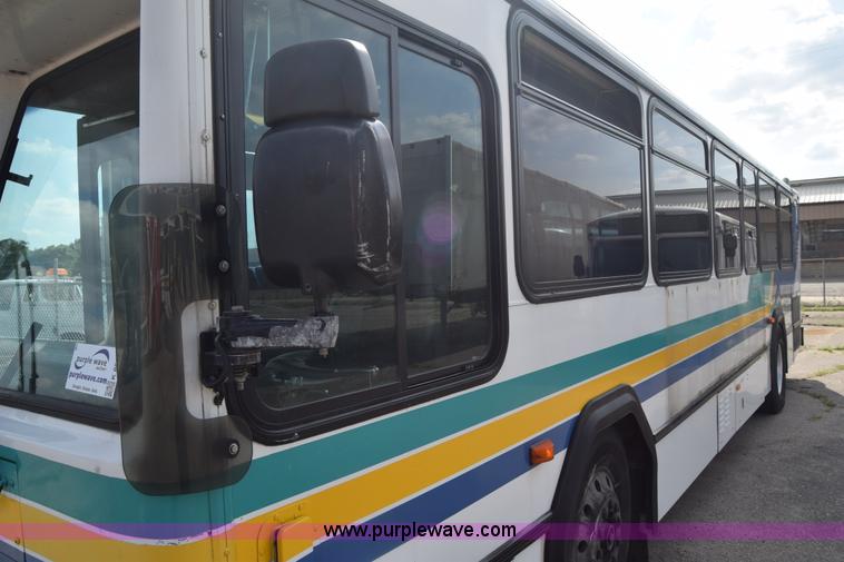 image for item K8597 2001 Gillig C20B096N4 city transit bus