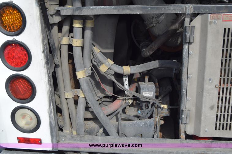 image for item K8597 2001 Gillig C20B096N4 city transit bus