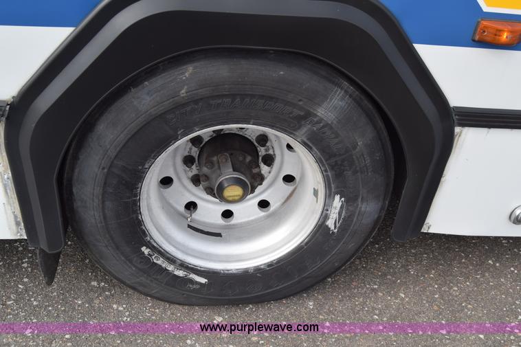 image for item K8597 2001 Gillig C20B096N4 city transit bus