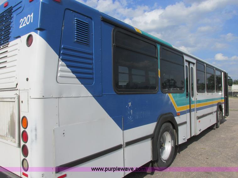 image for item K8597 2001 Gillig C20B096N4 city transit bus