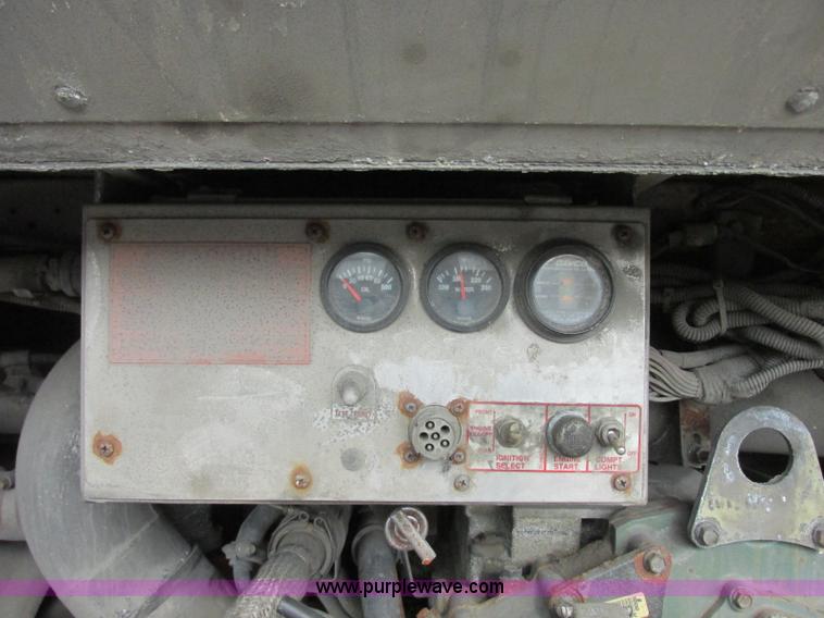 image for item K8597 2001 Gillig C20B096N4 city transit bus