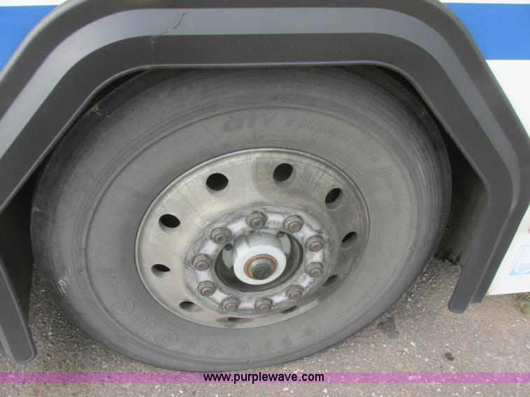 image for item K8597 2001 Gillig C20B096N4 city transit bus