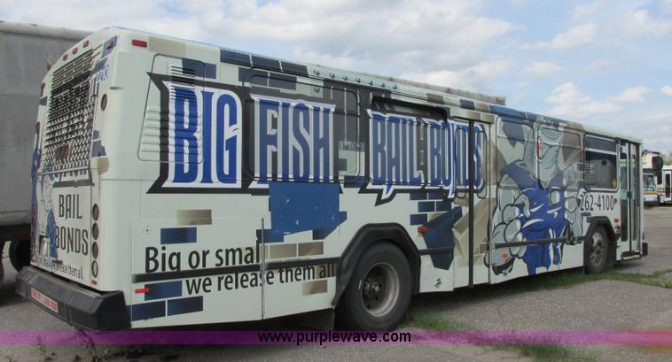 image for item K8598 2002 Gillig C20B096N4 city transit bus