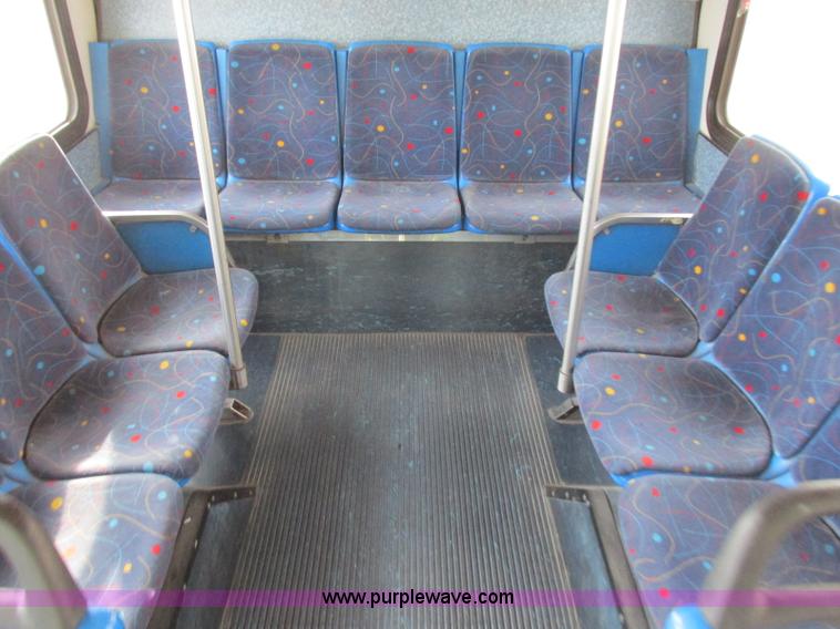 image for item K8598 2002 Gillig C20B096N4 city transit bus