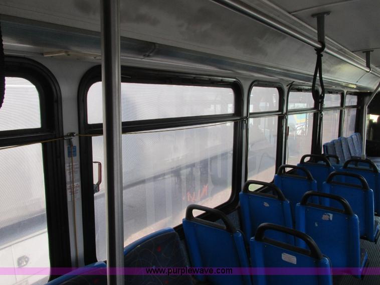 image for item K8598 2002 Gillig C20B096N4 city transit bus