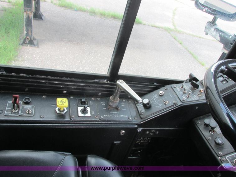 image for item K8598 2002 Gillig C20B096N4 city transit bus