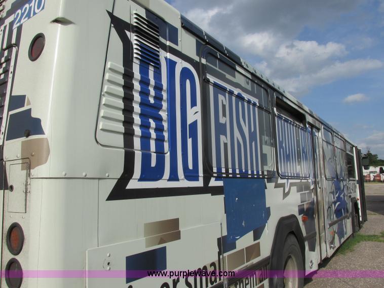 image for item K8598 2002 Gillig C20B096N4 city transit bus